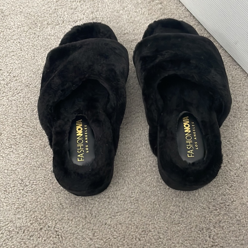 Fuzzy Platform Slides - image 3